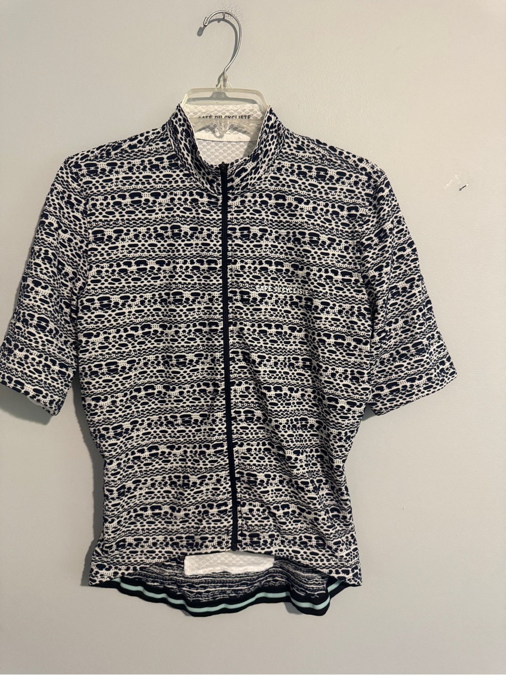 Café du Cycliste Short Sleeve Cycling Jersey — Black & White -XL
